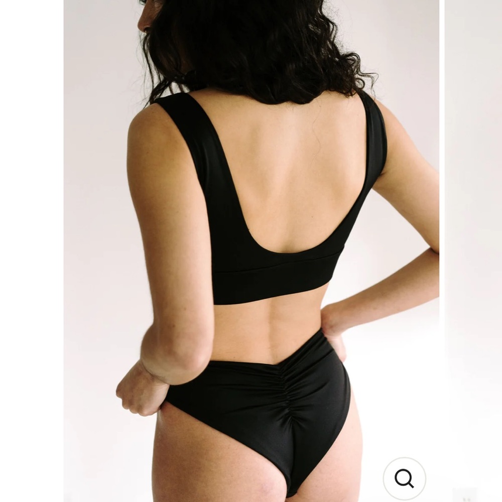 Londre Swim SET NWOT